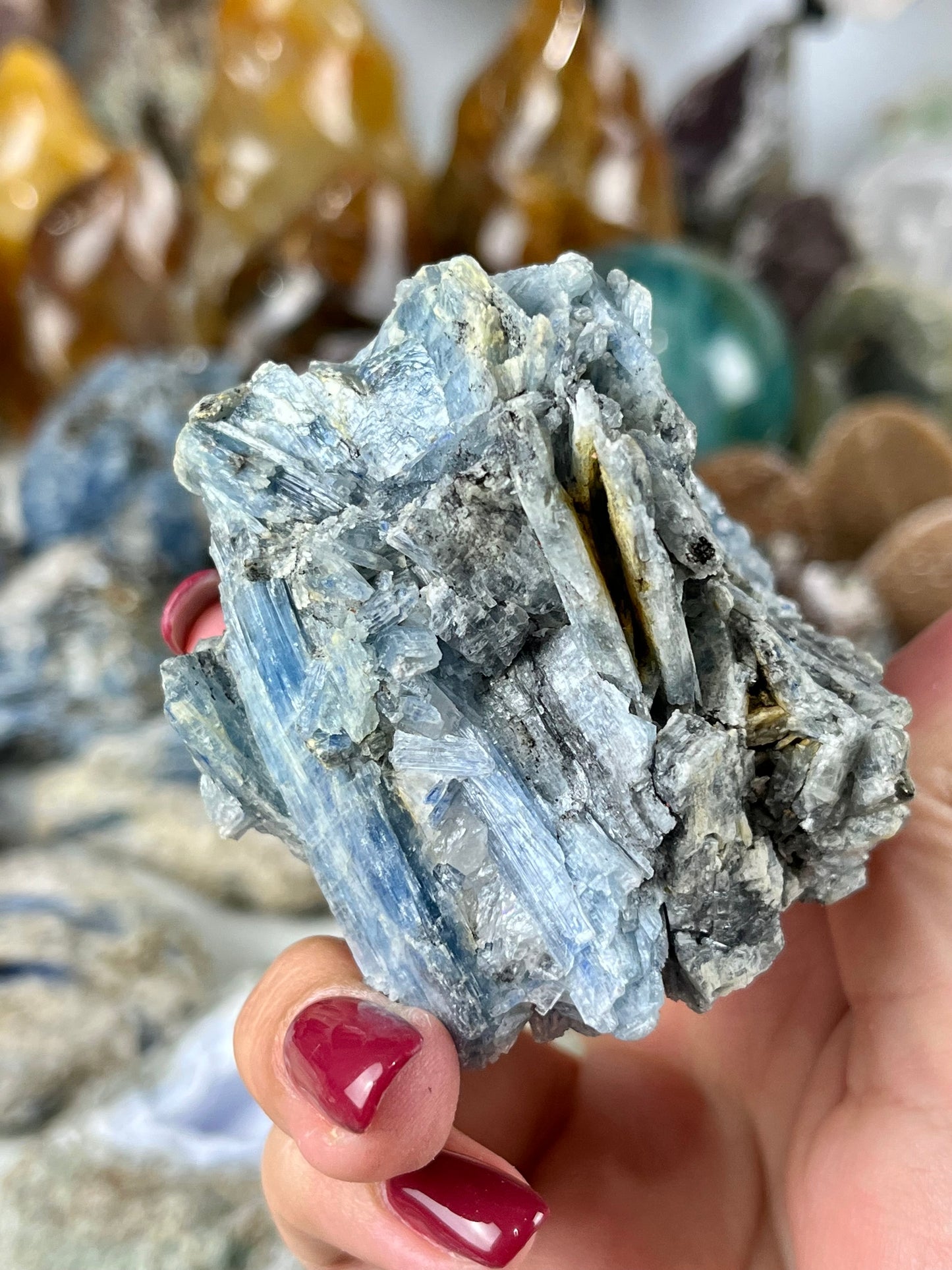 Blue Kyanite in Quartz